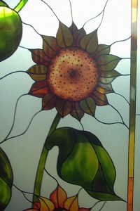 Decorazione su vetro satinato