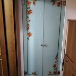 Porta satinata decorata